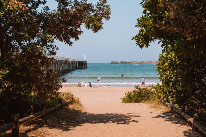 Out_of_Town_Coffs_Harbour_022_g7stxk